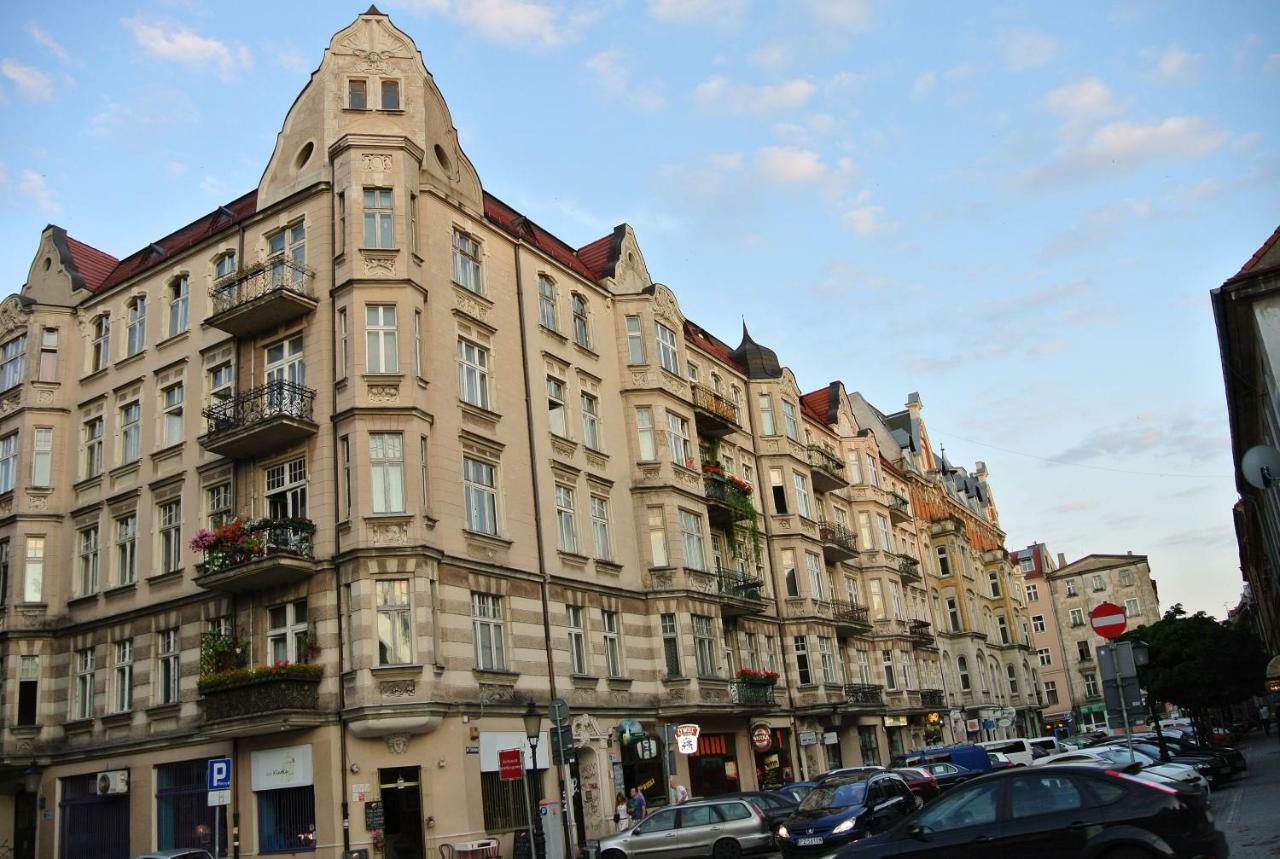Loft Z Baldachimem Apartment Poznan Luaran gambar